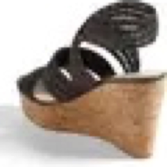 L.K.Bennett ‘Eimear’ crocheted wedge Sandal - Picture 5 of 5